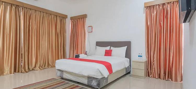 红多兹酒店-近贾蒂南戈尔镇广场(RedDoorz Near Jatinangor Town Square)图片