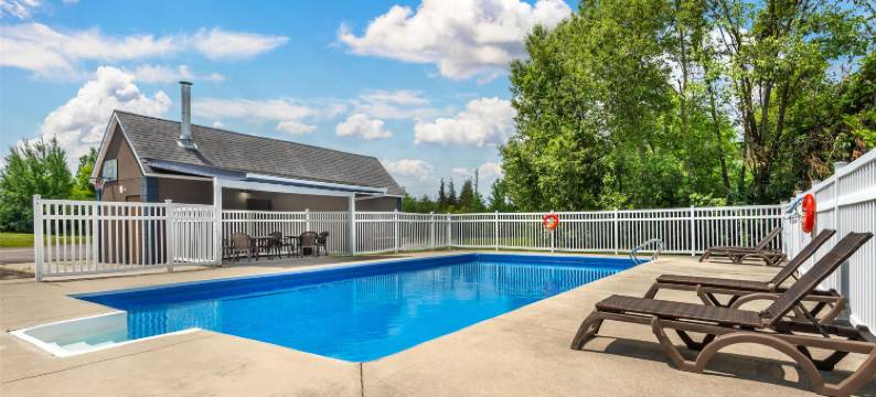 科洛尼尔贝斯特韦斯特酒店(Best Western Smiths Falls Hotel)图片