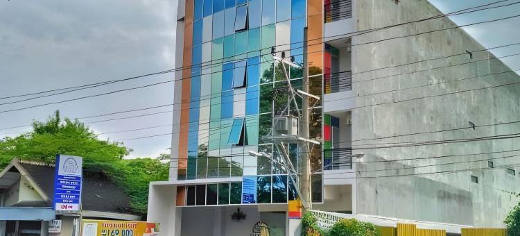 梭罗里拉酒店(Sarila Hotel Sukoharjo)图片