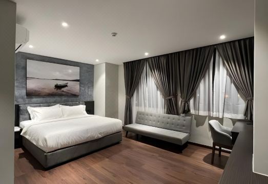 All in HotelHotel Overview