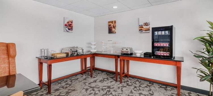 Baldwin Inn and Suites图片