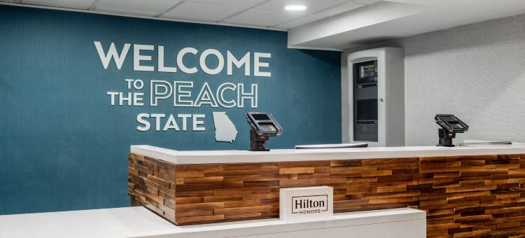 诺克罗斯-桃树角欢朋酒店(Hampton Inn Peachtree Corners/Norcross)图片