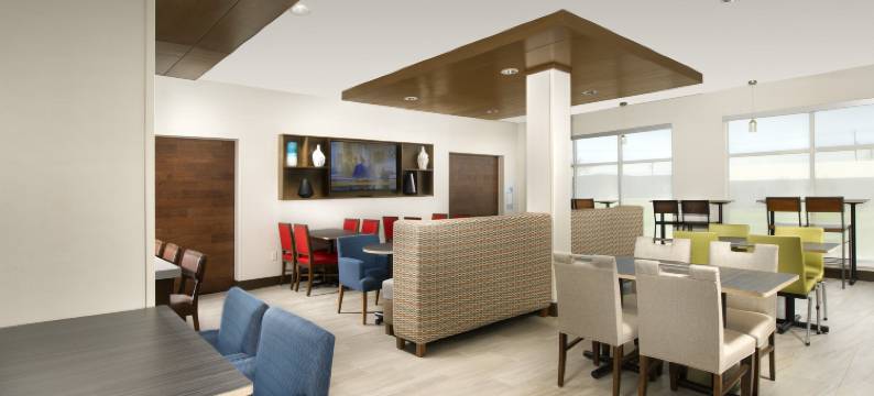 智选假日套房酒店-纽布朗费尔斯(Holiday Inn Express & Suites NEW BRAUNFELS by IHG)图片