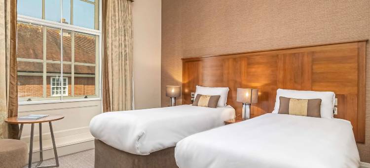 索尔兹伯里怀特哈特美居酒店公寓(Mercure Salisbury White Hart Hotel & Apartments)图片