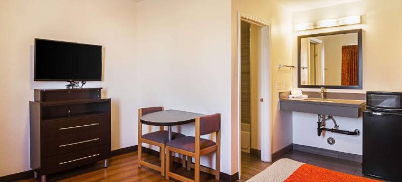 加利福尼亚希斯皮里亚 - 东 6 号汽车旅馆(Motel 6 Hesperia, CA - East)图片