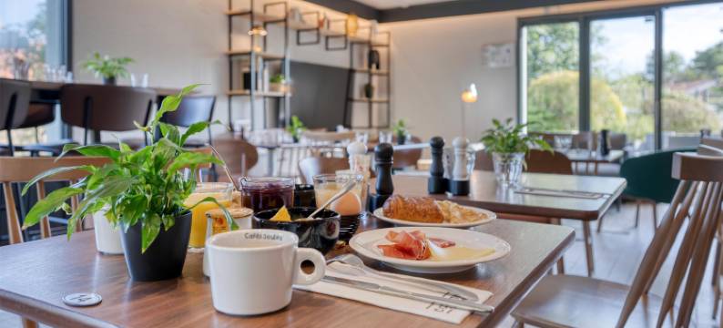 塔朗斯波尔多南基格拉迪尼昂康铂饭店(Campanile Bordeaux Sud - Gradignan - Talence)图片