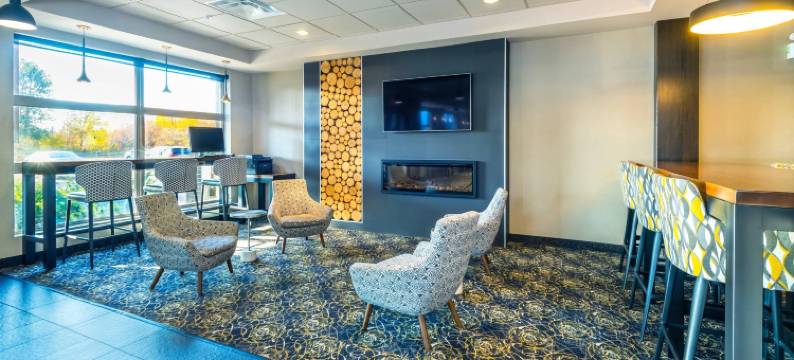 彼得华华品质酒店及套房(Quality Inn & Suites)图片