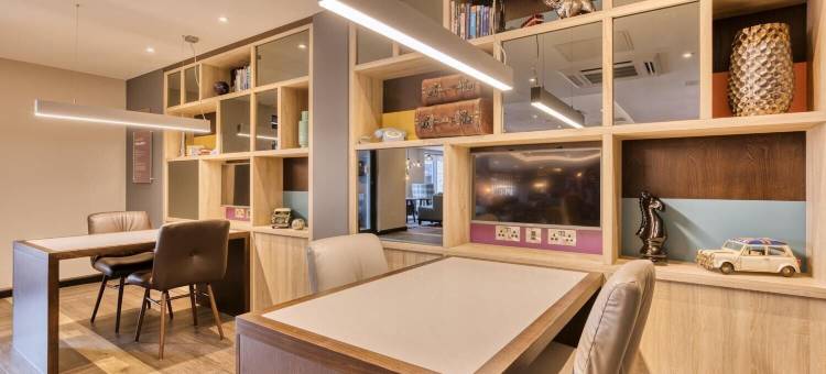 克里布斯铜锣湾(M5,J17)布里斯托尔普瑞米尔酒店(Premier Inn Bristol Cribbs Causeway (M5, J17))图片