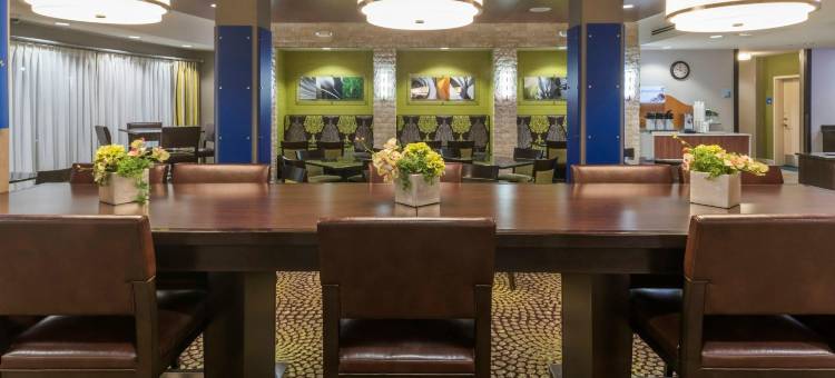 智选假日套房酒店海斯(Holiday Inn Express & Suites HAYS by IHG)图片