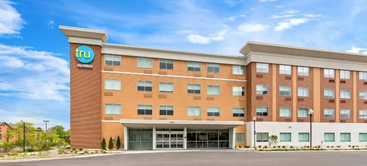 希尔顿Tru酒店米德尔堡高地克利夫兰机场(Tru by Hilton Middleburg Heights Cleveland Airport)图片