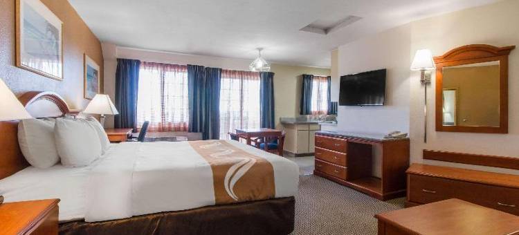 新月市红木海岸品质套房酒店(Quality Inn & Suites Crescent City Redwood Coast)图片