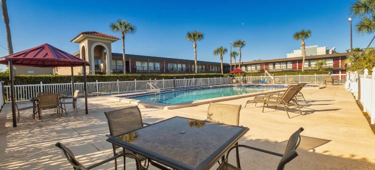 圣奥古斯丁红顶PLUS酒店(Red Roof Plus+ St Augustine)图片