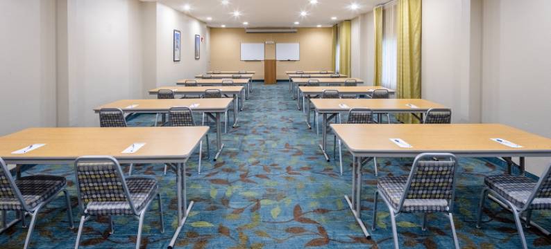 Candlewood Suites 温莎锁布拉德利ARPT(Candlewood Suites WINDSOR LOCKS BRADLEY ARPT by IHG)图片