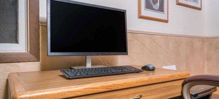 苏必利尔速8酒店(Super 8 by Wyndham Superior WI)图片