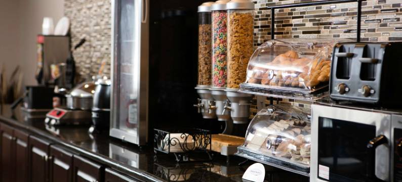 莫比尔萨拉兰北舒眠套房旅店(Sleep Inn & Suites North Mobile Saraland)图片