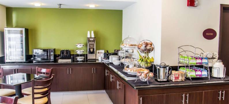 机场舒眠酒店-比利格雷厄姆大道(Sleep Inn Airport - Billy Graham Parkway)图片