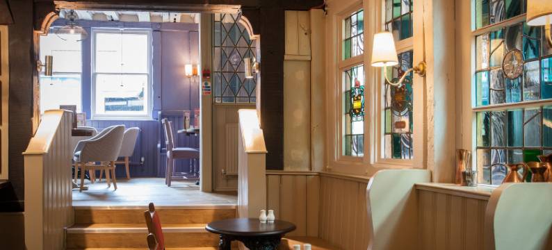 马斯顿白牡鹿酒店(White Hart, Exeter by Marston's Inns)图片