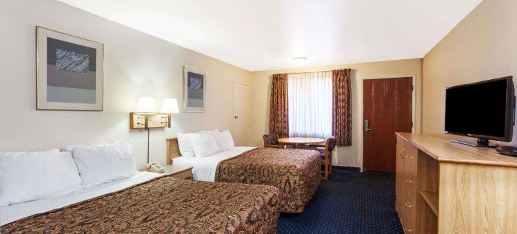 阿纳海姆西戴斯酒店(Days Inn by Wyndham Anaheim West)图片