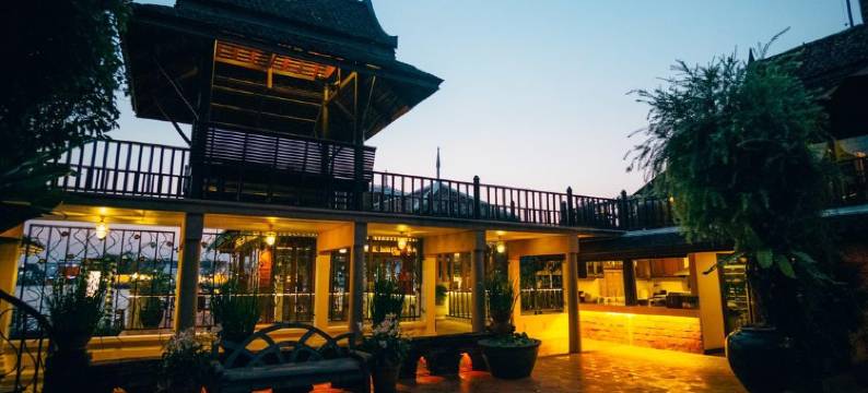 查克洛博瑟别墅酒店(Chakrabongse Villas)图片