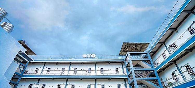 库尔科斯特酒店-近巨港标志购物中心4号(KoolKost Near Palembang Icon Mall 4)图片