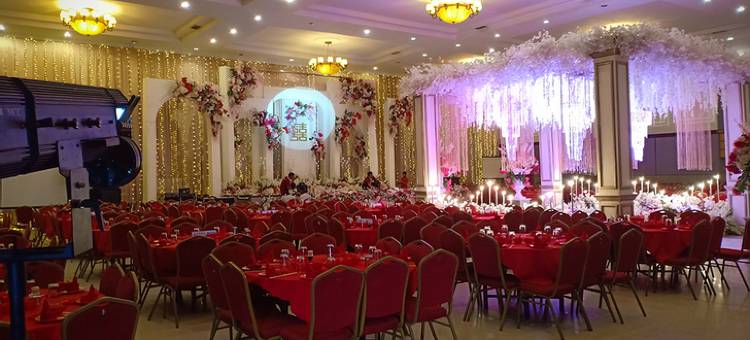 苏祖亚兰套普拉帕特酒店(Suzuya Hotel Rantau Prapat)图片