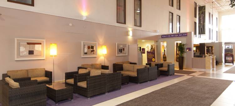 优品迎伦敦希思罗机场T2&T3(巴斯路)酒店(Premier Inn London Heathrow Airport T2 & T3 - Bath Road)图片