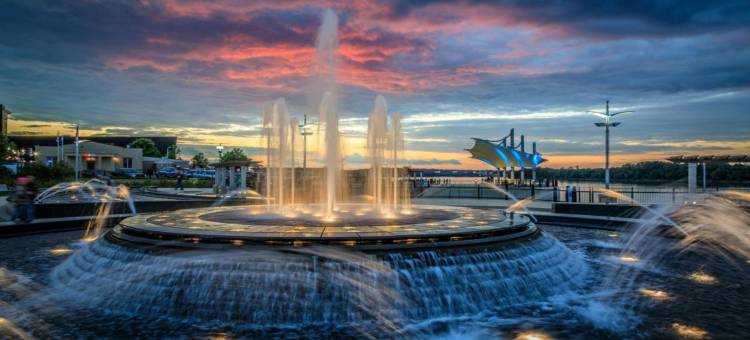 欧文斯伯勒河滨假日酒店(Holiday Inn Owensboro Riverfront)图片