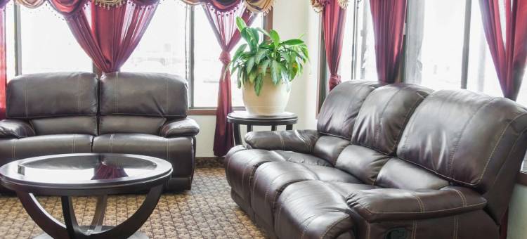 堪萨斯城中北伊康旅馆(Econo Lodge Kansas City Downtown North)图片