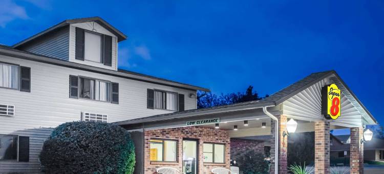 门罗温德姆速8酒店(Super 8 by Wyndham Monroe WI)图片