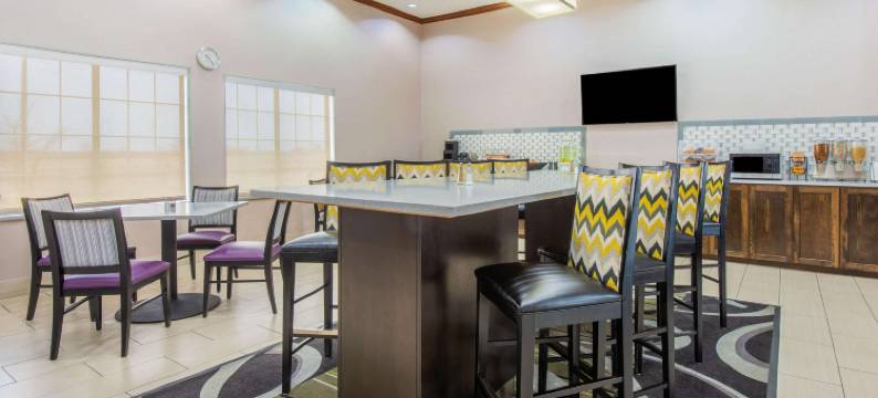 盖恩斯维尔拉昆塔温德姆套房酒店(La Quinta Inn & Suites by Wyndham Gainesville)图片