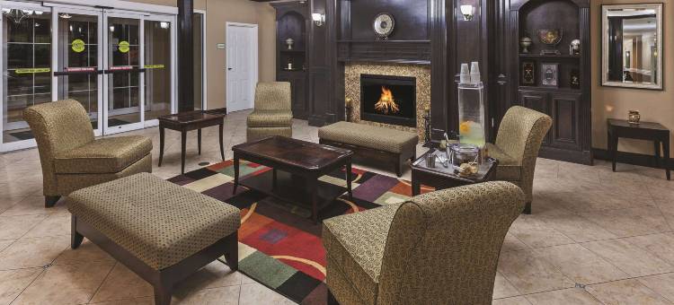 利文斯顿拉昆塔温德姆套房酒店(La Quinta Inn & Suites by Wyndham Livingston)图片