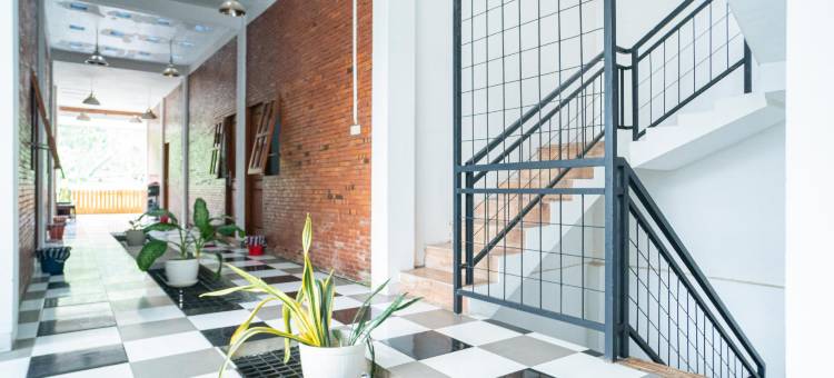 红多兹伊斯兰酒店-谏义里塞洛芒棱(RedDoorz Syariah @ Selomangleng Kediri)图片