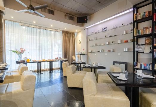 Prodeo Hotel + LoungeHotel Overview