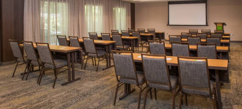 赫尔希巧克力大道万怡酒店(Courtyard Hershey Chocolate Avenue)图片