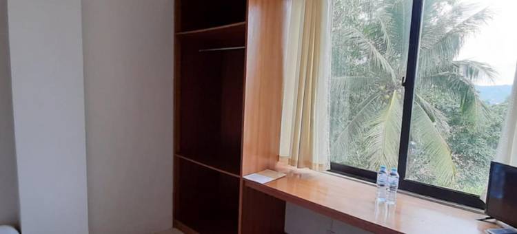 红多兹Plus酒店@比通市中心(RedDoorz Plus @ Bitung City Center)图片