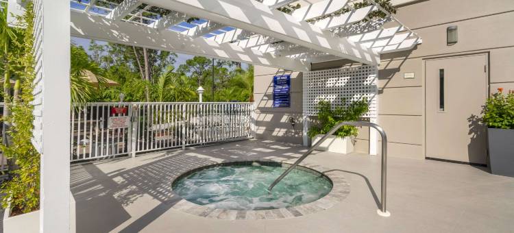 夏洛特港-蓬塔戈尔达舒适套房酒店(Comfort Inn & Suites Port Charlotte-Punta Gorda)图片