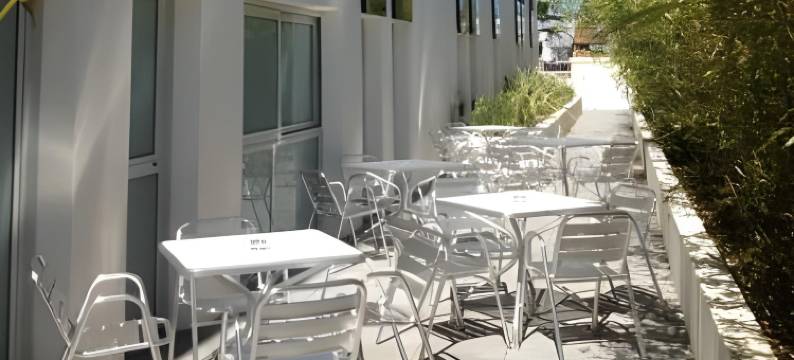 戛纳虎门普拉民宿酒店(B&B Hotel Cannes la Bocca Plage)图片