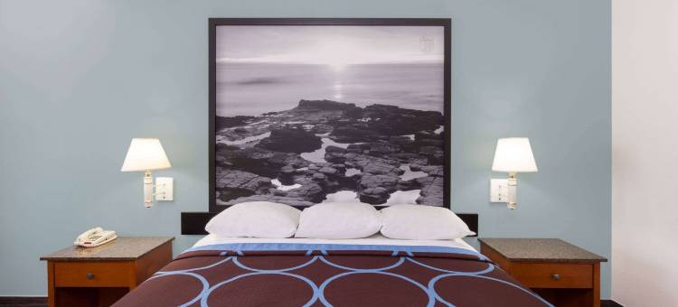 埃尔卡洪/圣迭戈温德姆速 8 酒店(Super 8 by Wyndham El Cajon/San Diego)图片