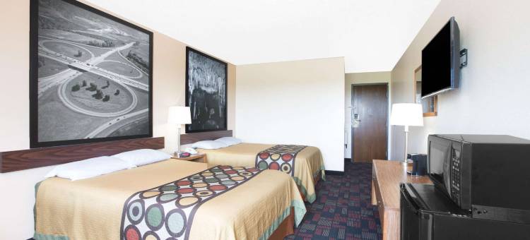 布恩维尔速8酒店(Super 8 by Wyndham Boonville)图片