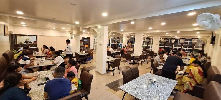 安纳布尔纳行政酒店(Annapurna Executive)图片