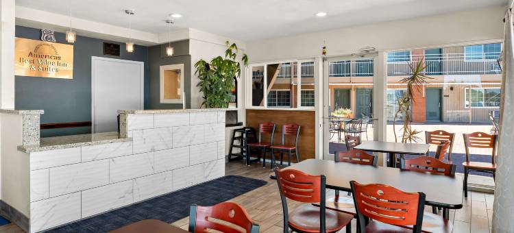 费拉格尔斯塔夫美洲最佳价值套房酒店(Americas Best Value Inn and Suites Flagstaff)图片