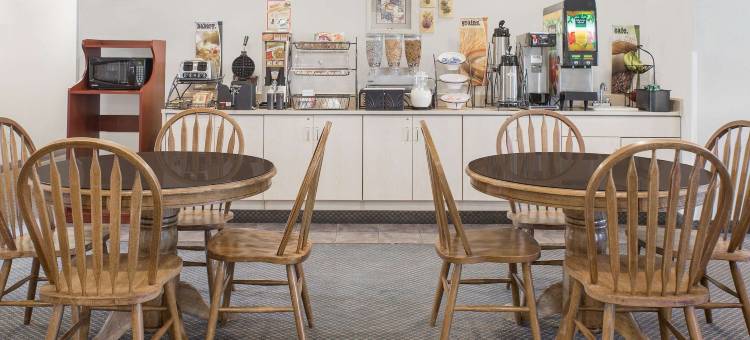 温德姆麦客达套房酒店(Microtel Inn & Suites by Wyndham Broken Bow)图片