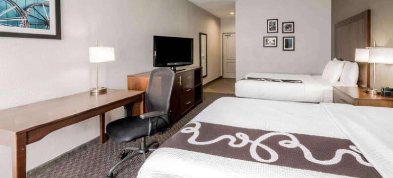 拉昆塔温德姆酒店套房by 温德姆沃斯堡阿灵顿西(La Quinta Inn & Suites by Wyndham Fort Worth Arlington West)图片