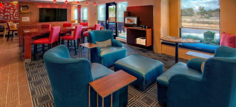 哈蒂斯堡TownePlace套房酒店(TownePlace Suites Hattiesburg)图片