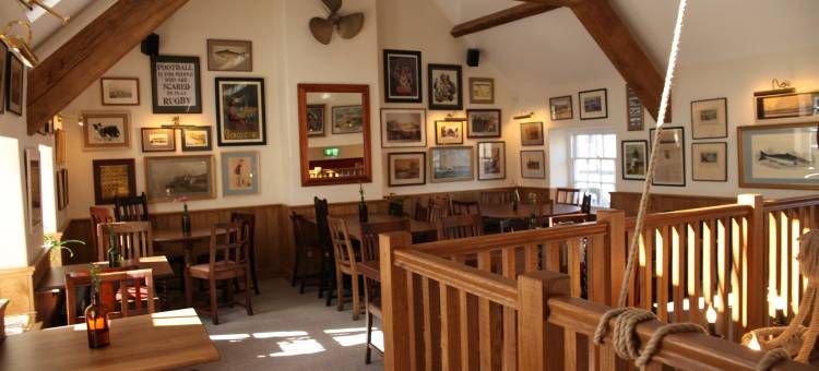 艾尔斯奇恩阿姆斯宾馆(The Erskine Arms)图片