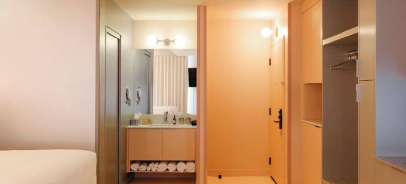 玫瑰隐形酒店(Rose - Hotel Invisible)图片