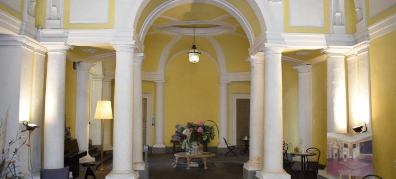 德艾博卡帕拉佐图茨住宿加早餐旅馆(Palazzo Tucci Residenza d'Epoca)图片