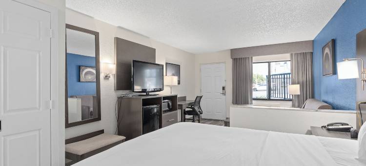 Baymont by Wyndham Orlando East图片