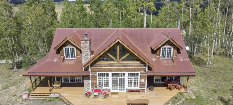 Expansive Deck and Breathtaking Views - Stunning Craftsman Retreat图片