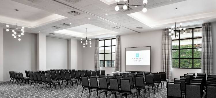 希尔顿坦帕机场西岸大使套房酒店(Embassy Suites by Hilton Tampa Airport Westshore)图片